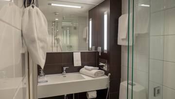 Фото номера Двухместный номер с 1 кроватью Отель Original Sokos Hotel Seurahuone Kotka г. Котка 5